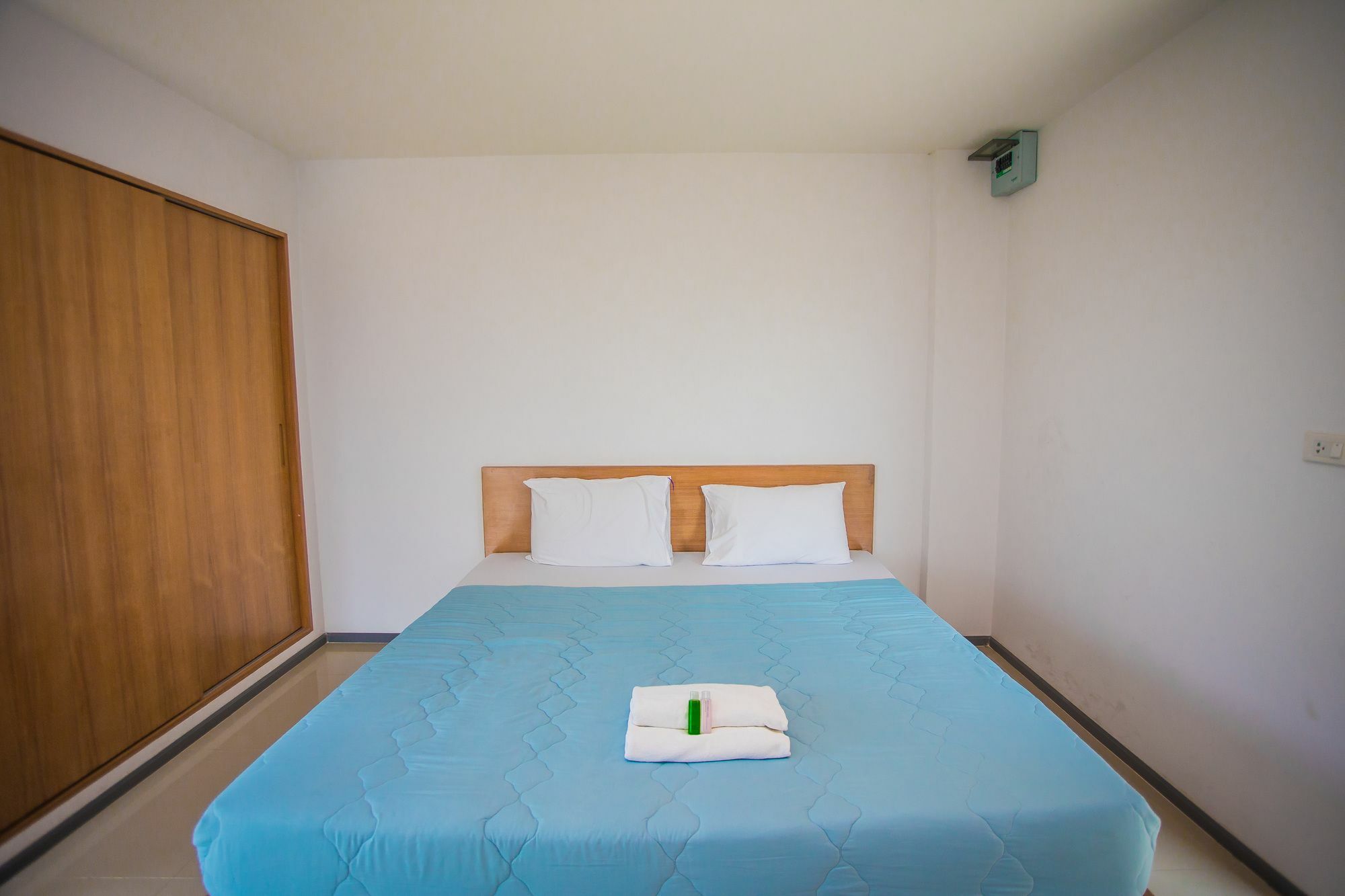 Promsook Apartment Чонбури Экстерьер фото
