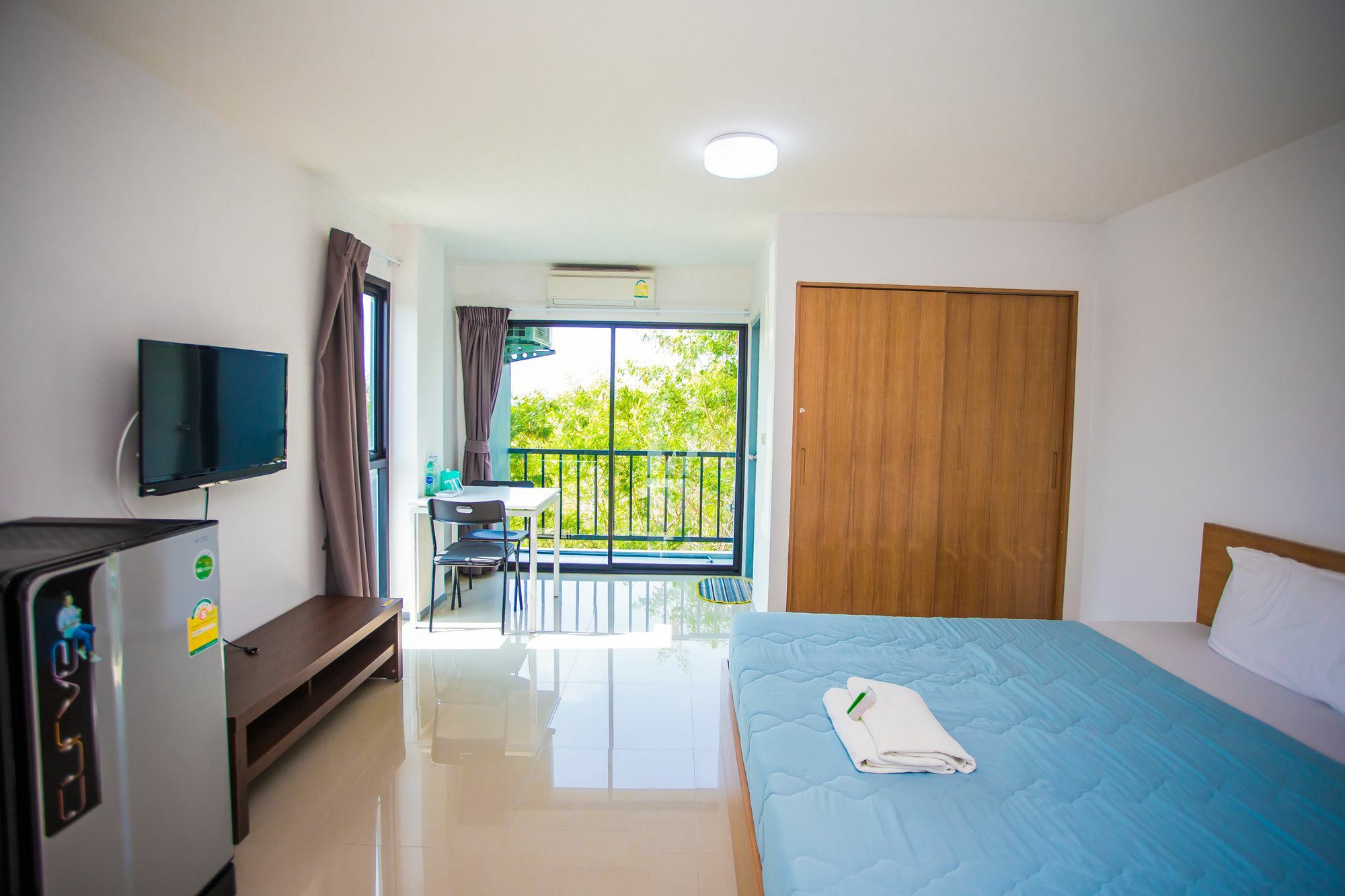 Promsook Apartment Чонбури Экстерьер фото