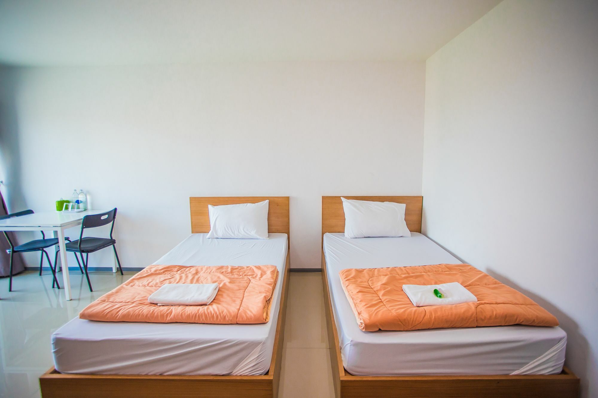 Promsook Apartment Чонбури Экстерьер фото