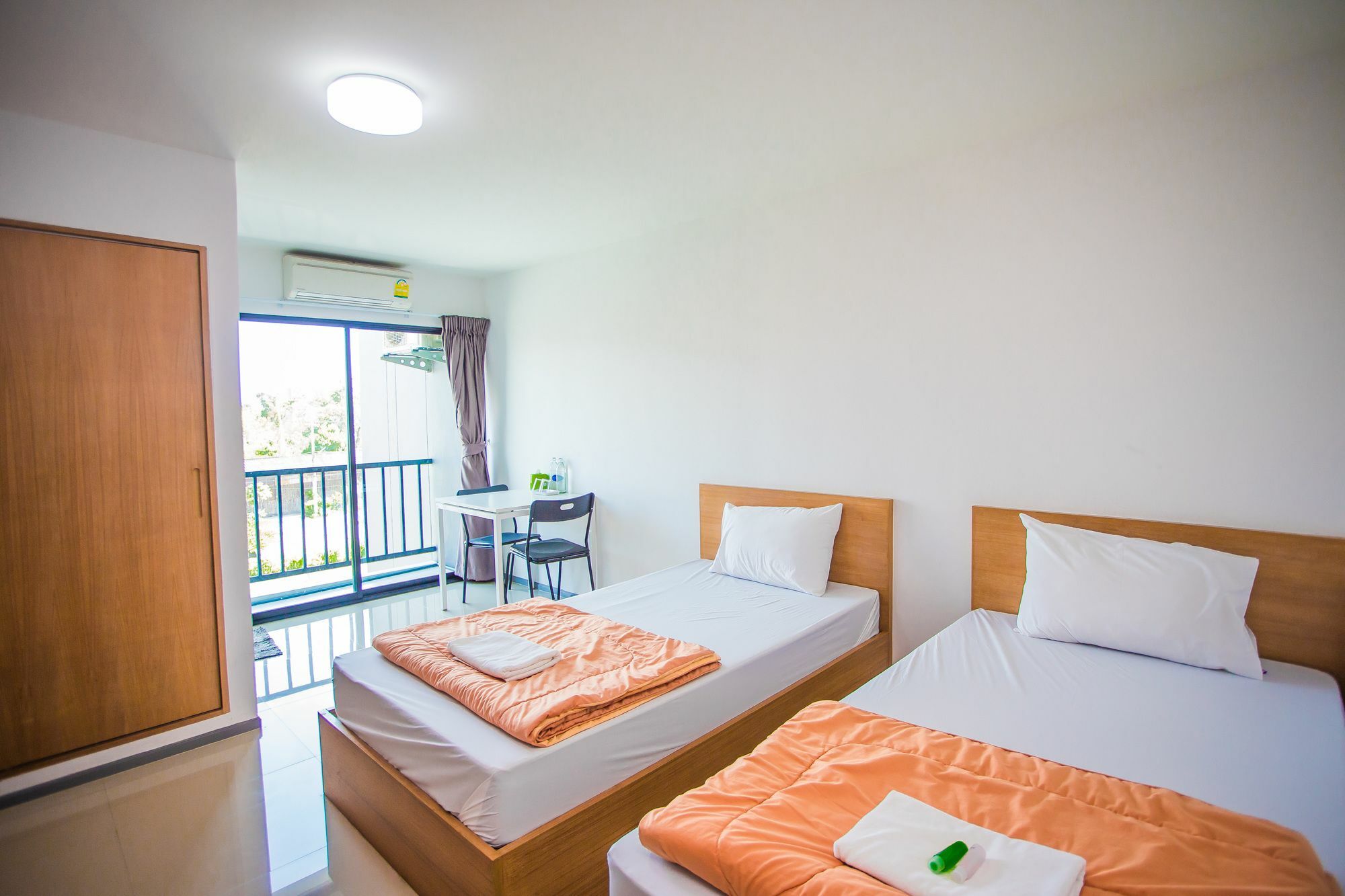 Promsook Apartment Чонбури Экстерьер фото