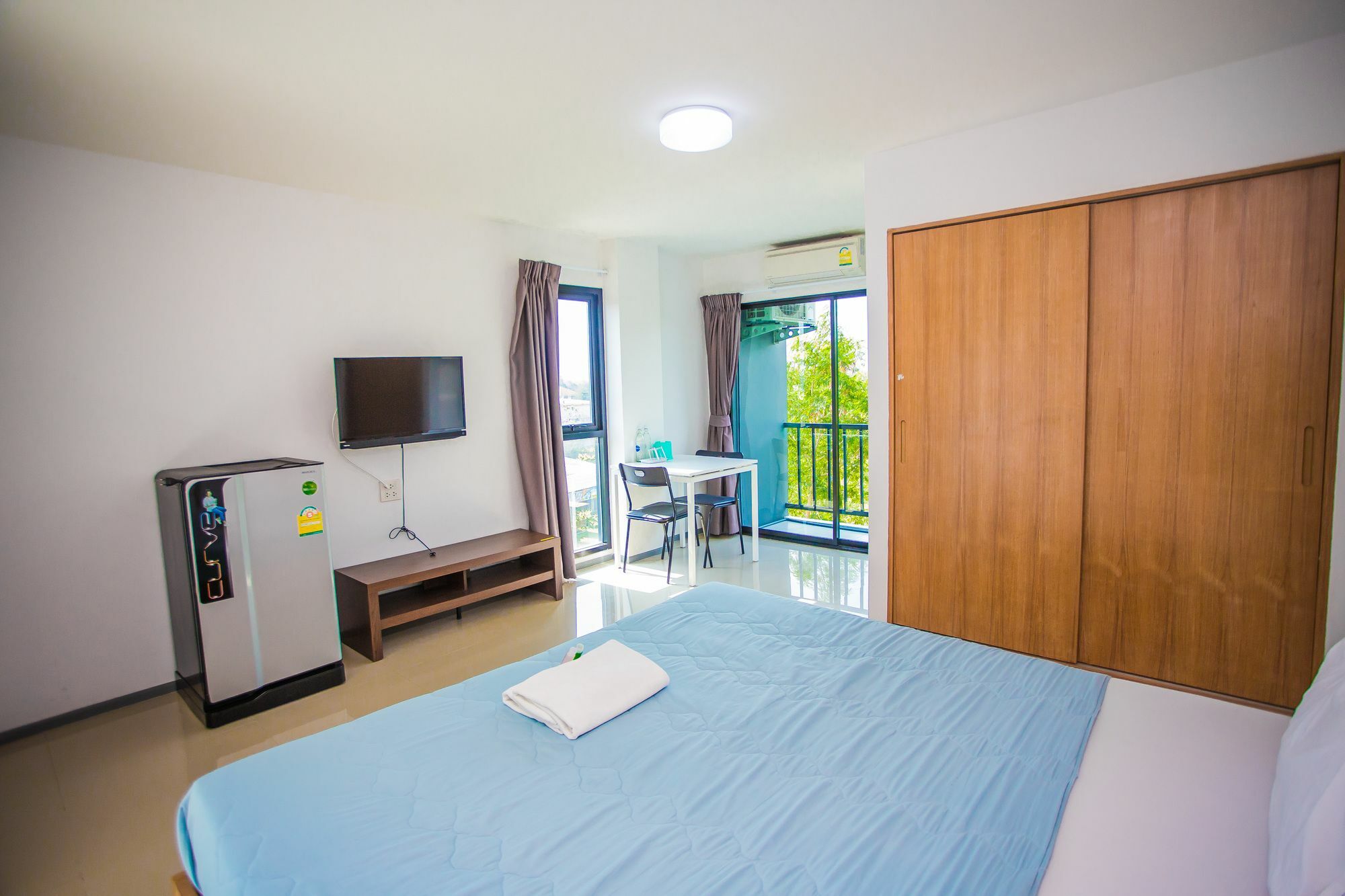 Promsook Apartment Чонбури Экстерьер фото
