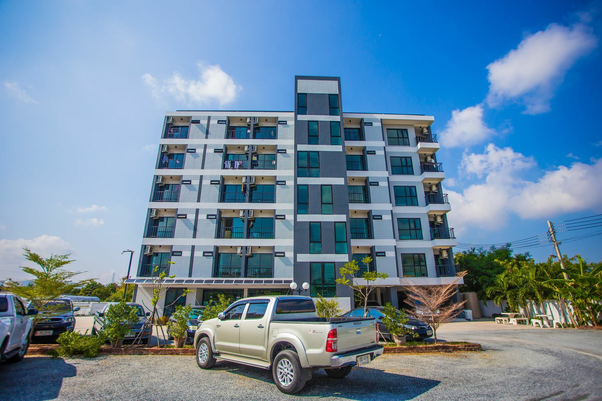 Promsook Apartment Чонбури Экстерьер фото