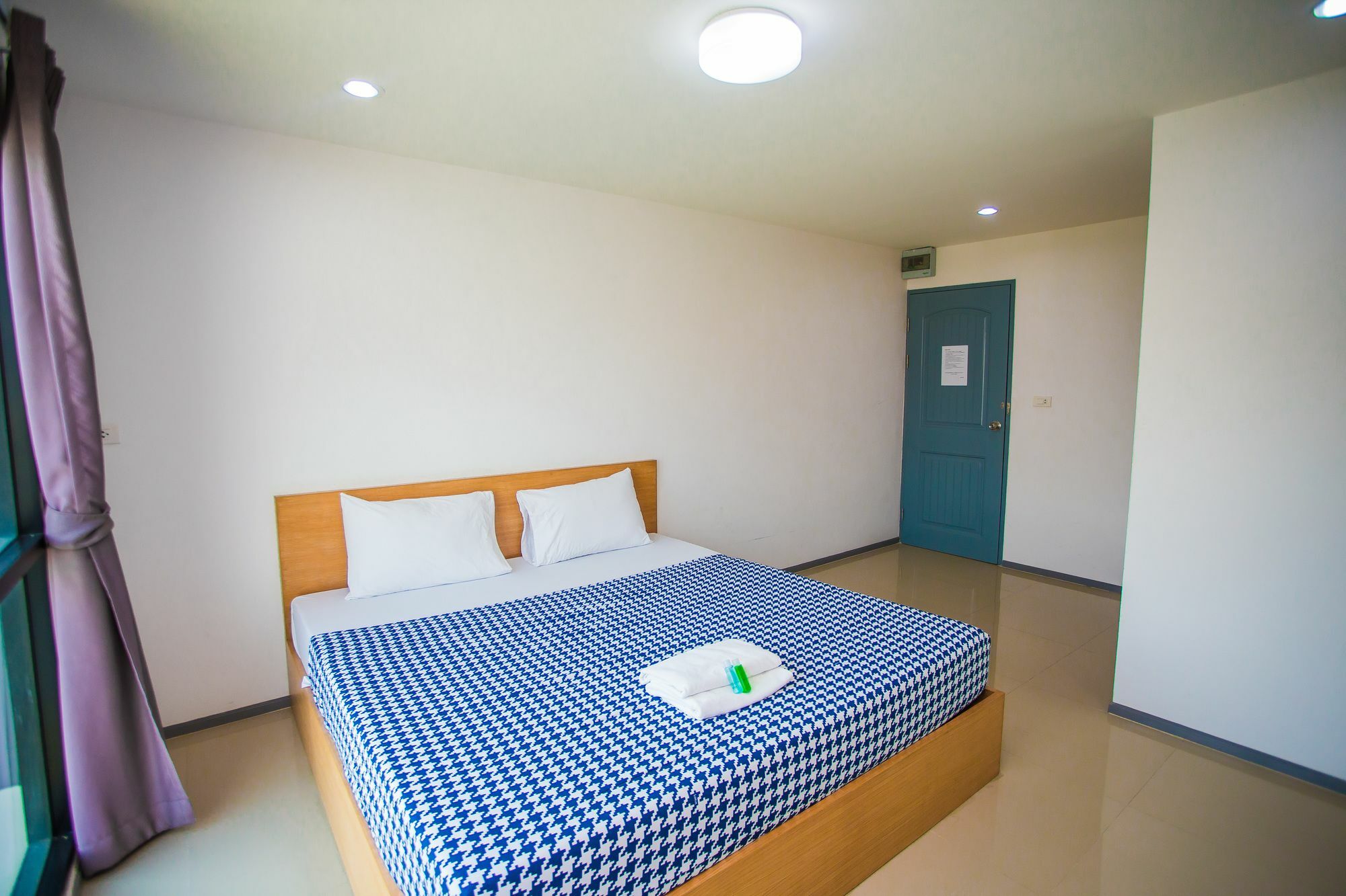 Promsook Apartment Чонбури Экстерьер фото