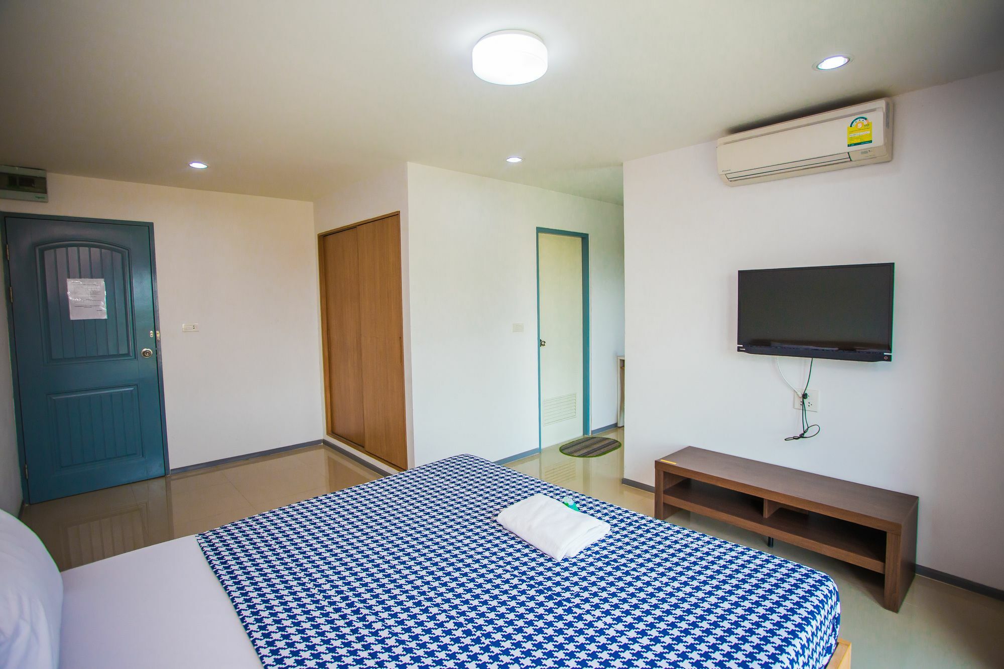 Promsook Apartment Чонбури Экстерьер фото