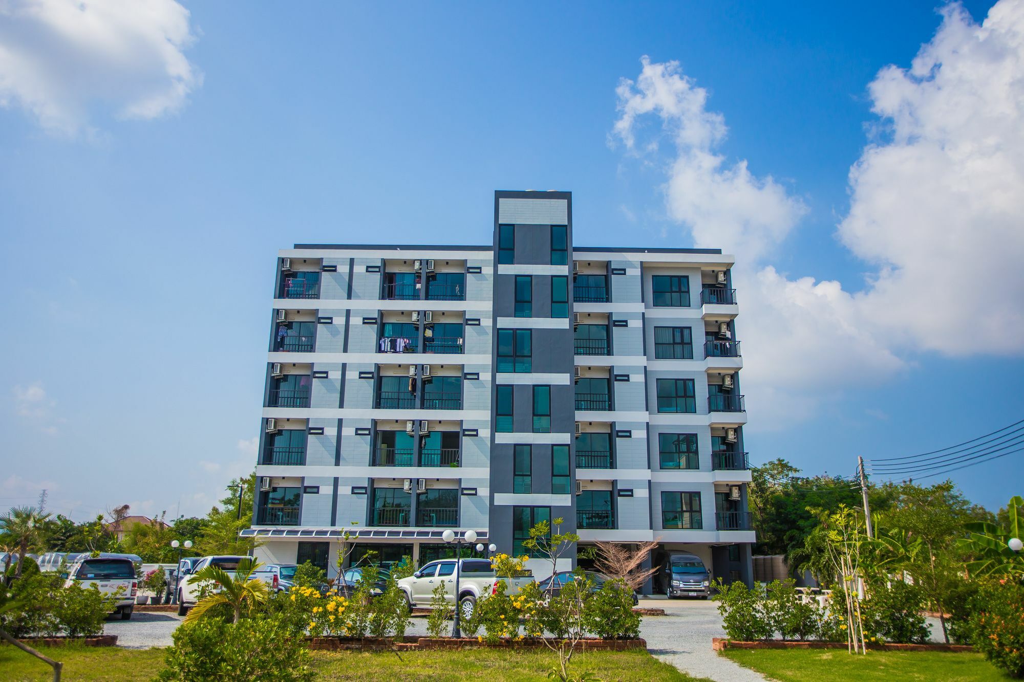 Promsook Apartment Чонбури Экстерьер фото